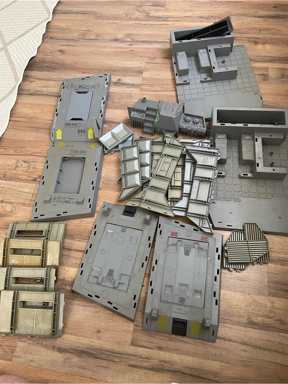 G.I.JOE ARAH Headquarters Command Center Pieces Lot Hasbro Vintage 1983